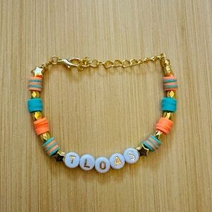 Taylor Swift “TLOAS” friendship bracelet